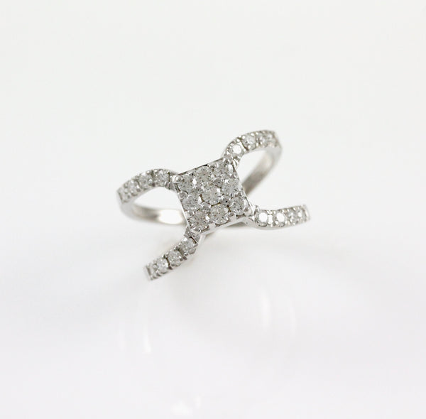 14k White Gold Diamond Ring - #62431